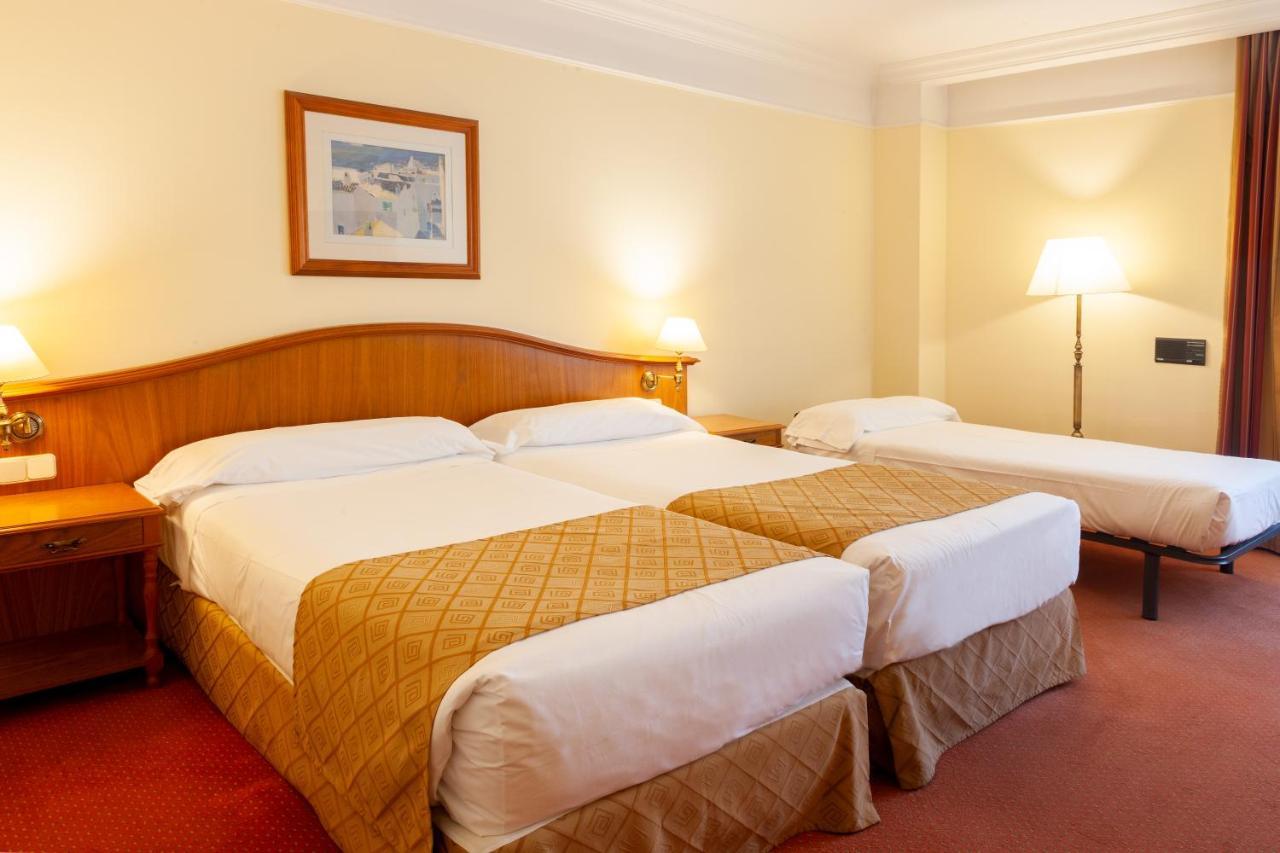 Hotel Hoyuela Сантандер Екстериор снимка