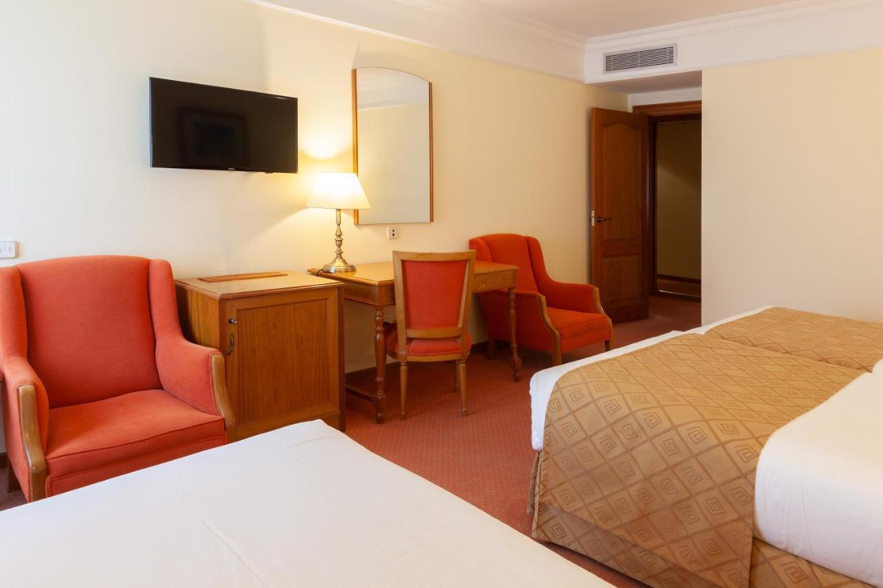 Hotel Hoyuela Сантандер Екстериор снимка