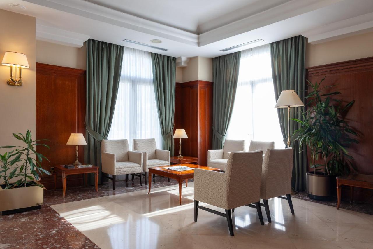 Hotel Hoyuela Сантандер Екстериор снимка