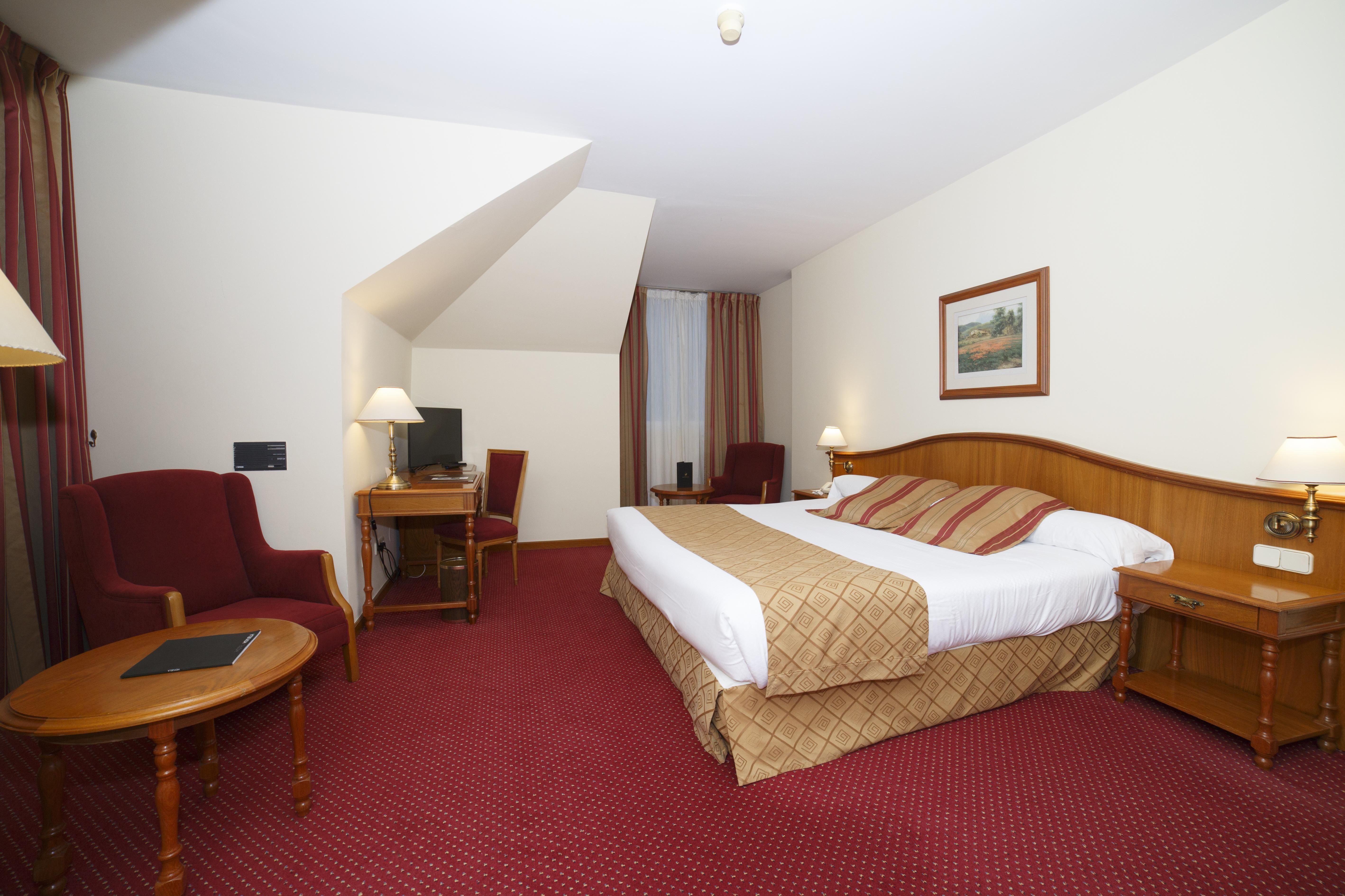 Hotel Hoyuela Сантандер Екстериор снимка
