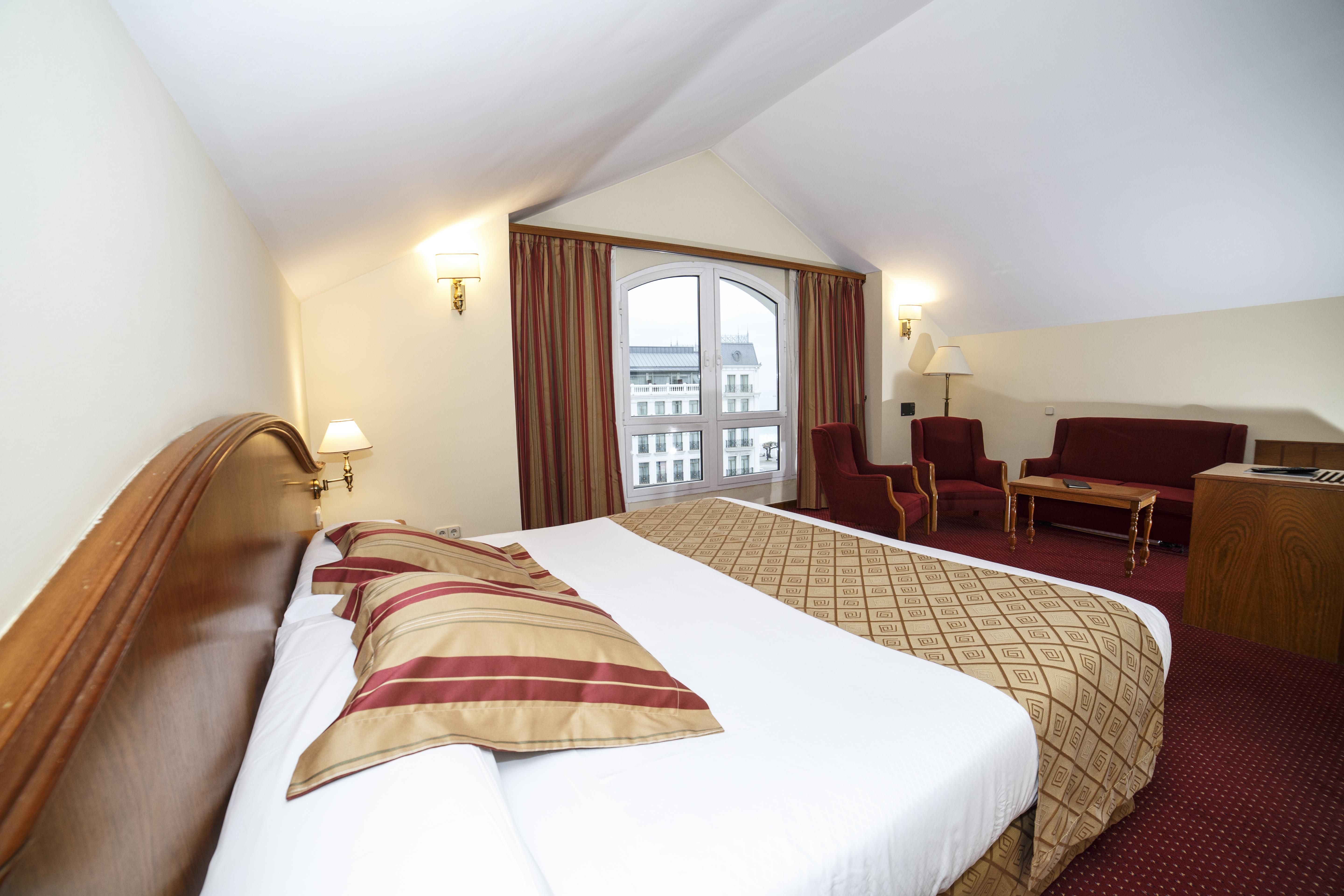 Hotel Hoyuela Сантандер Екстериор снимка